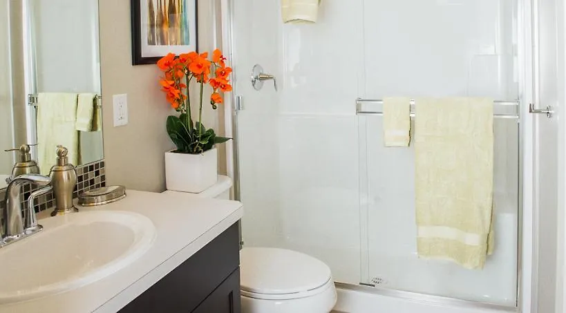 Executive Suites By Roseman - Alura YYC