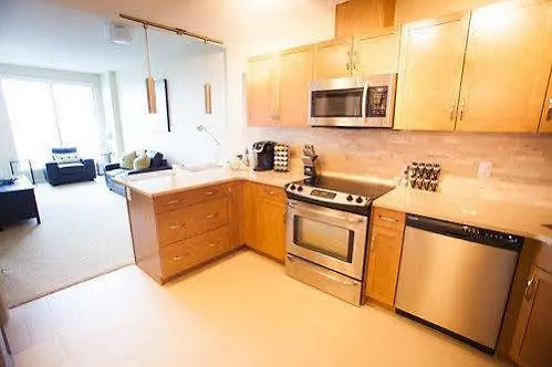 Apartamento Executive Suites By Roseman - Alura YYC Canadá