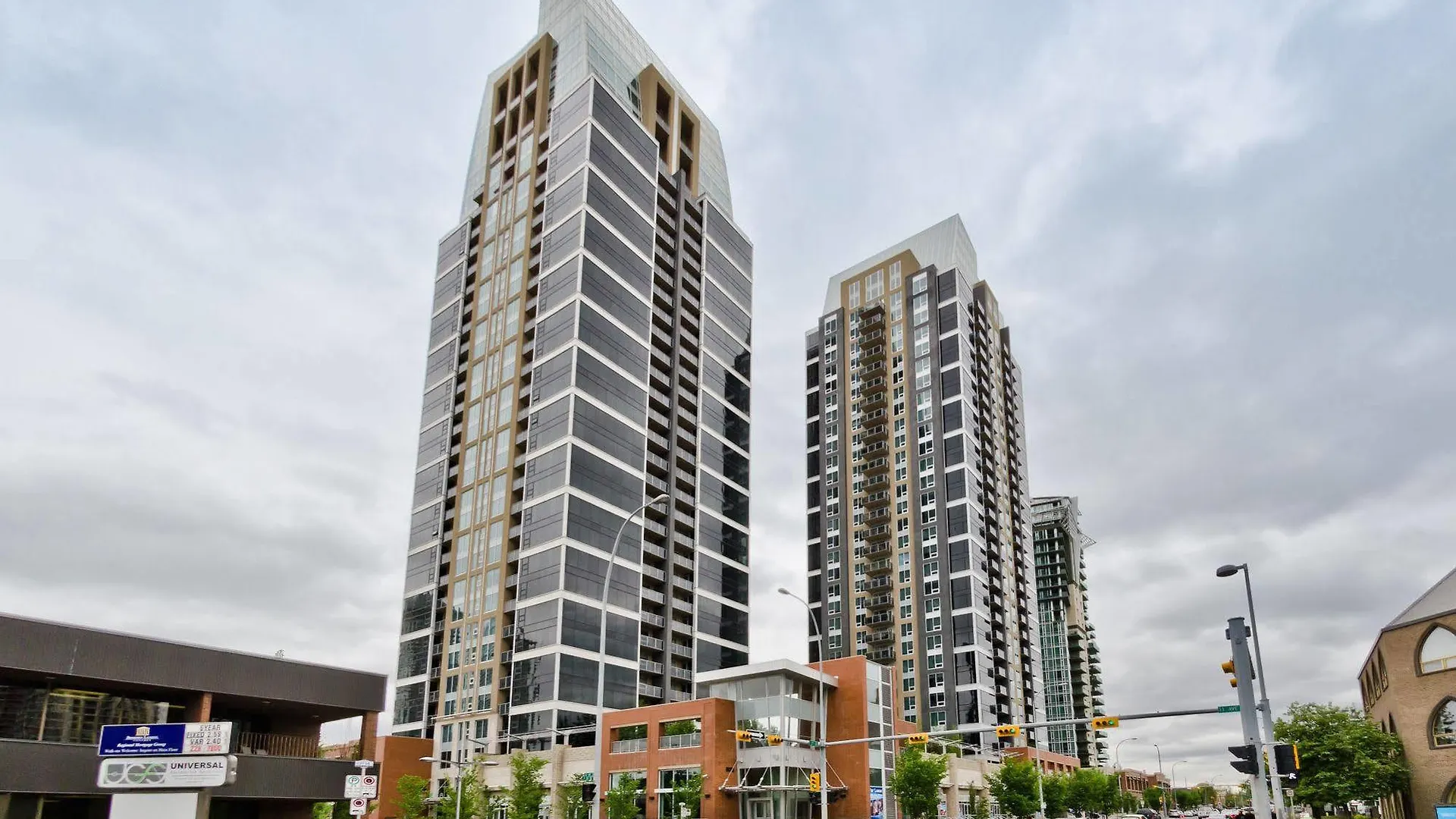 Executive Suites By Roseman - Alura YYC