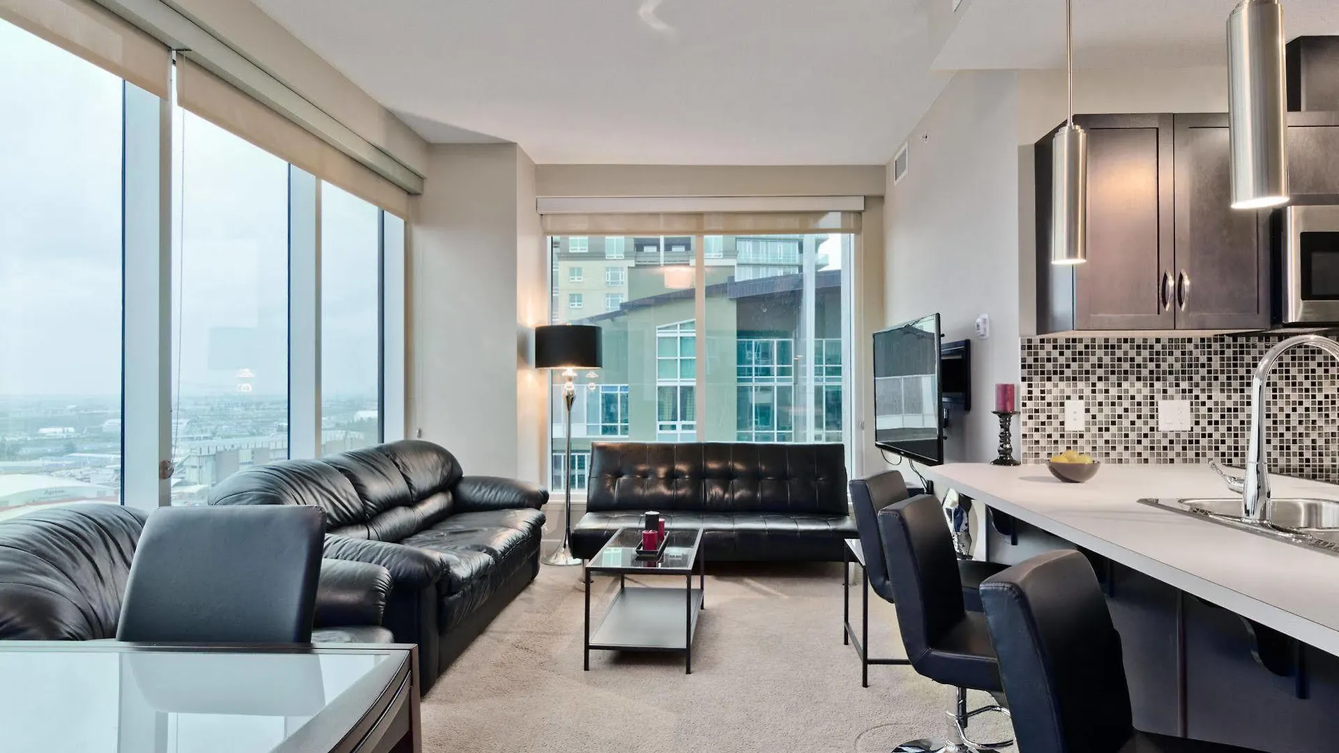 Apartamento Executive Suites By Roseman - Alura YYC