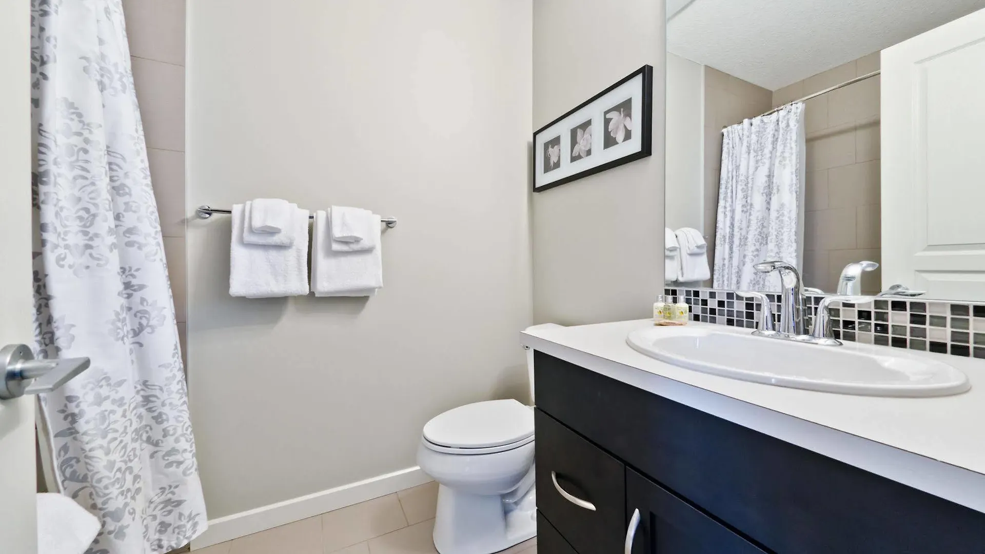 Executive Suites By Roseman - Alura YYC Apartamento