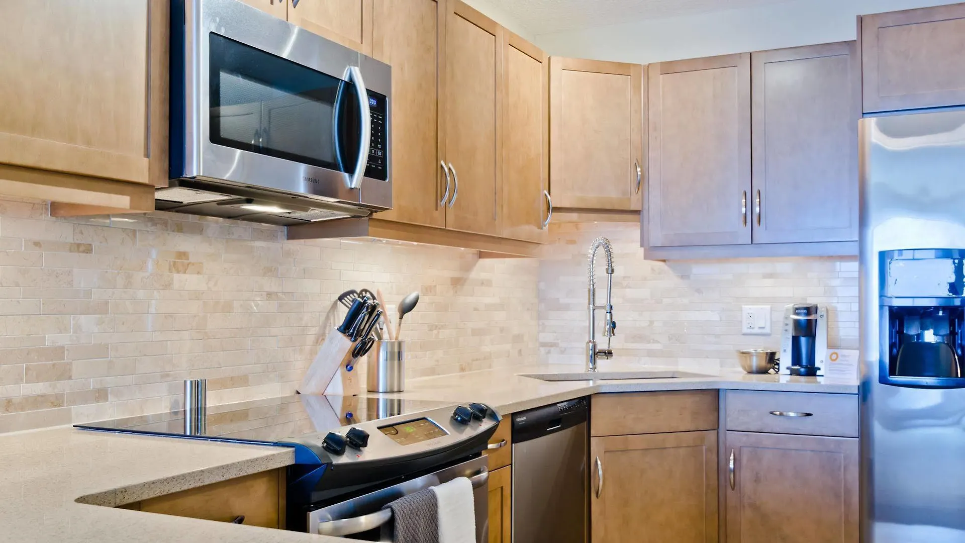 Executive Suites By Roseman - Alura YYC Apartamento