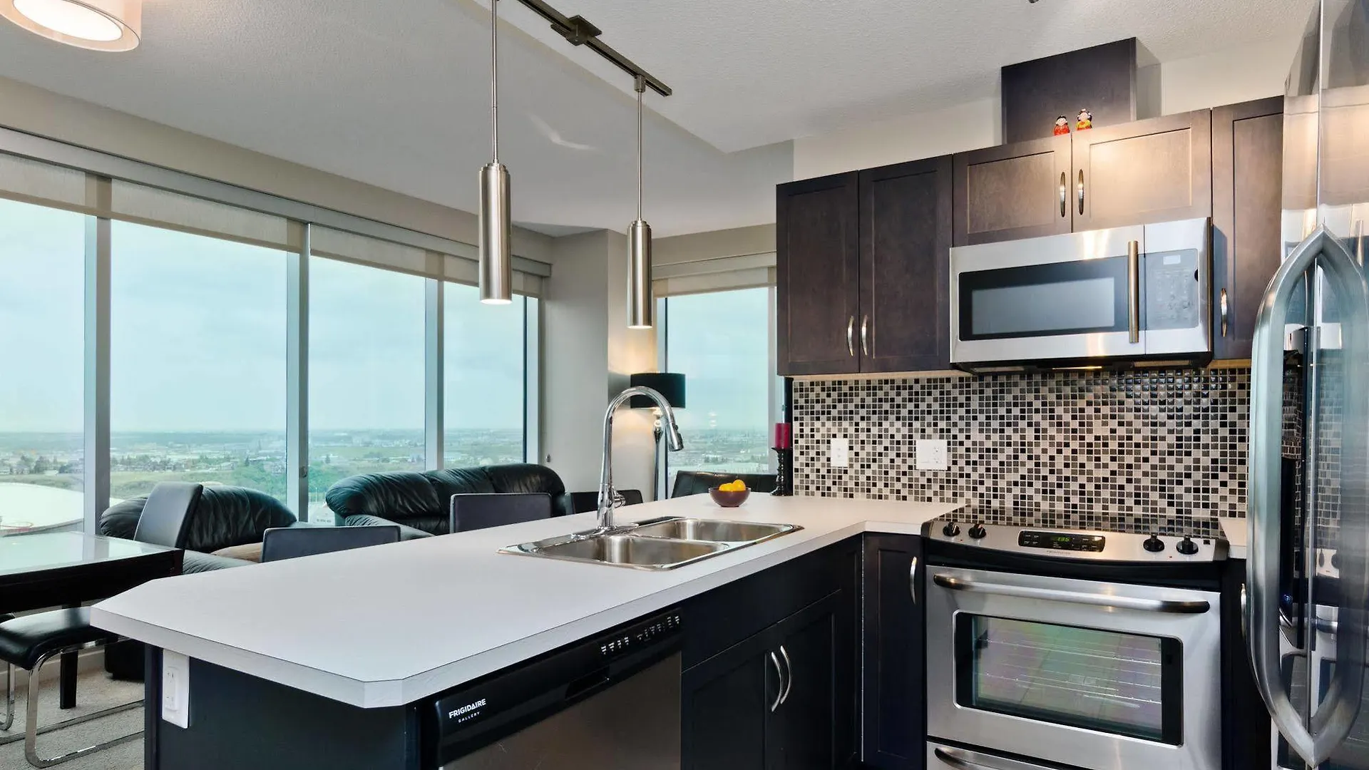 Apartamento Executive Suites By Roseman - Alura YYC