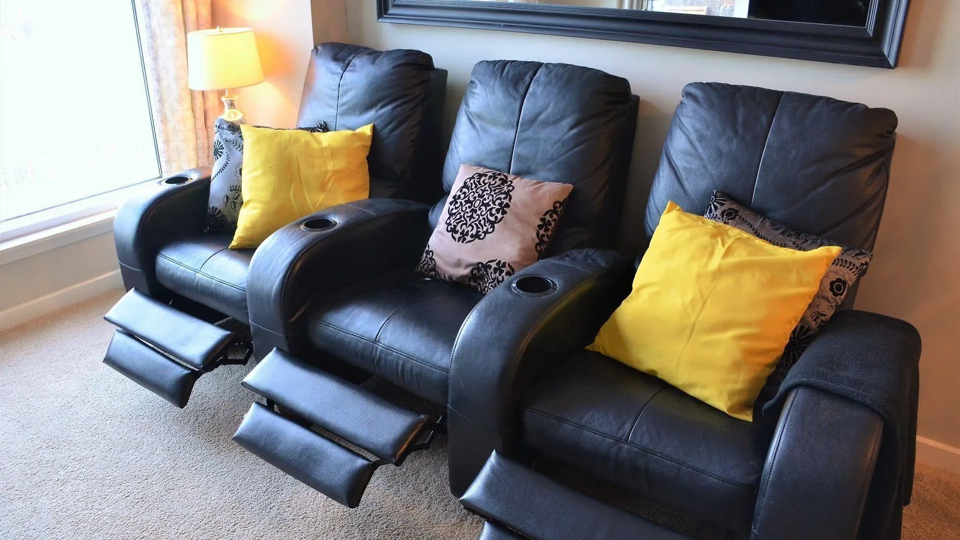 Executive Suites By Roseman - Alura YYC