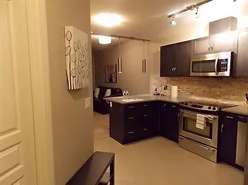 Executive Suites By Roseman - Alura YYC Daire
